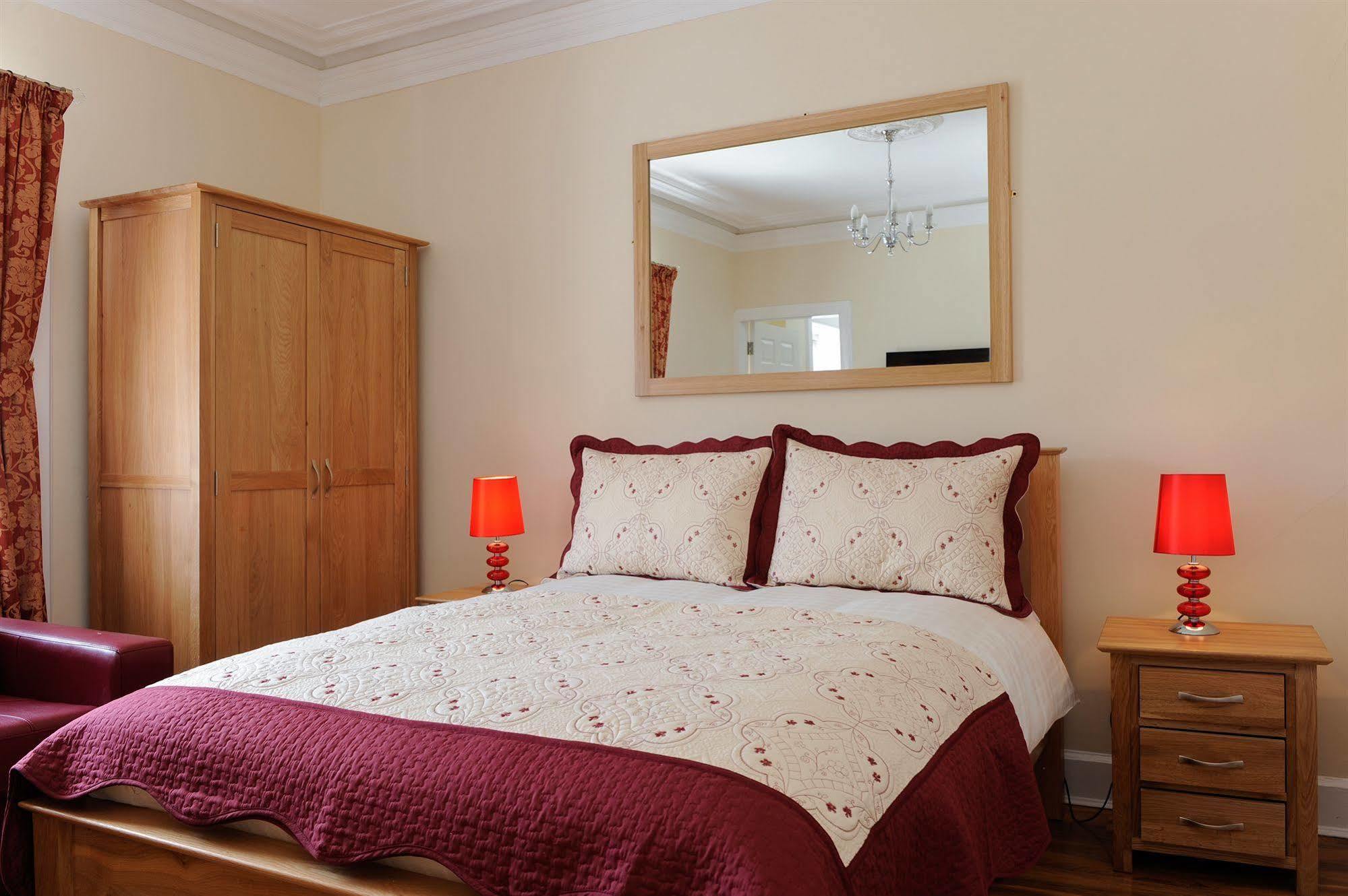 Edinburgh City Suites Eksteriør bilde
