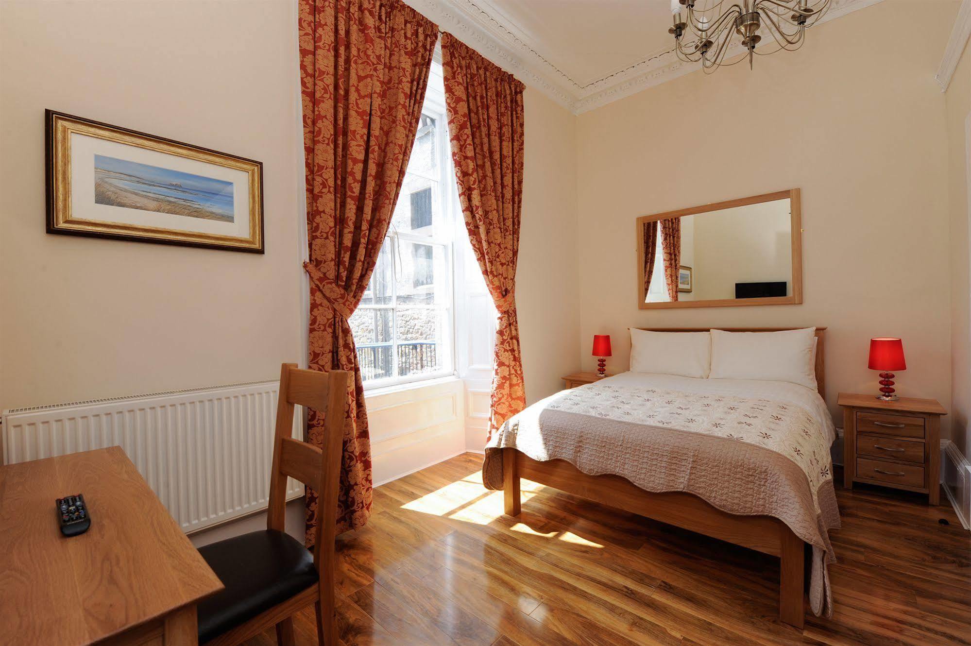 Edinburgh City Suites Eksteriør bilde