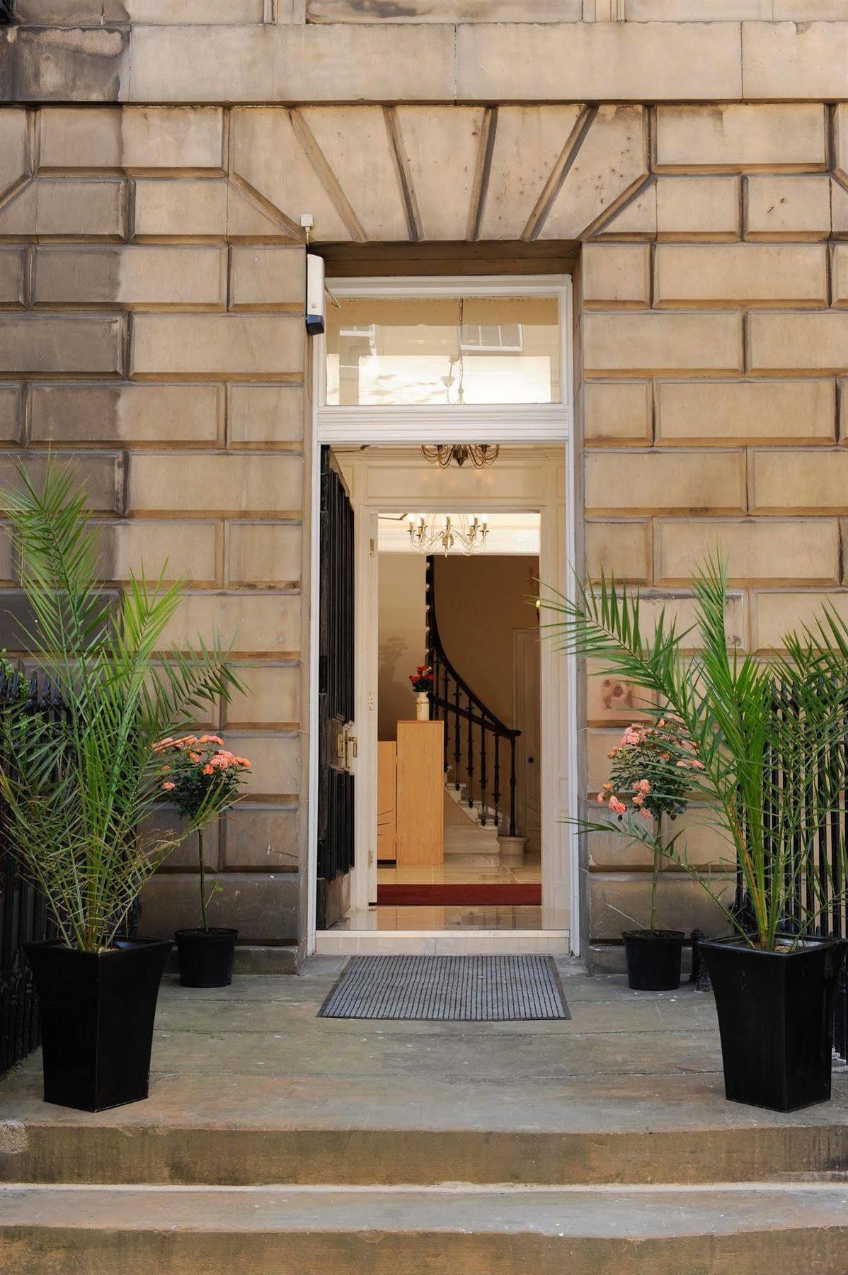 Edinburgh City Suites Eksteriør bilde
